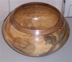 Bowl with rim by Norman Smithers